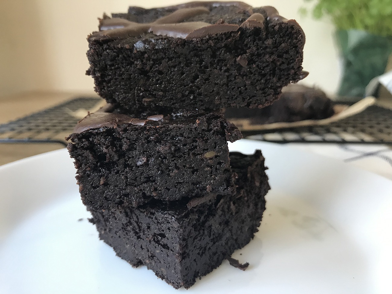 Keto Avocado Brownies With Almond Flour