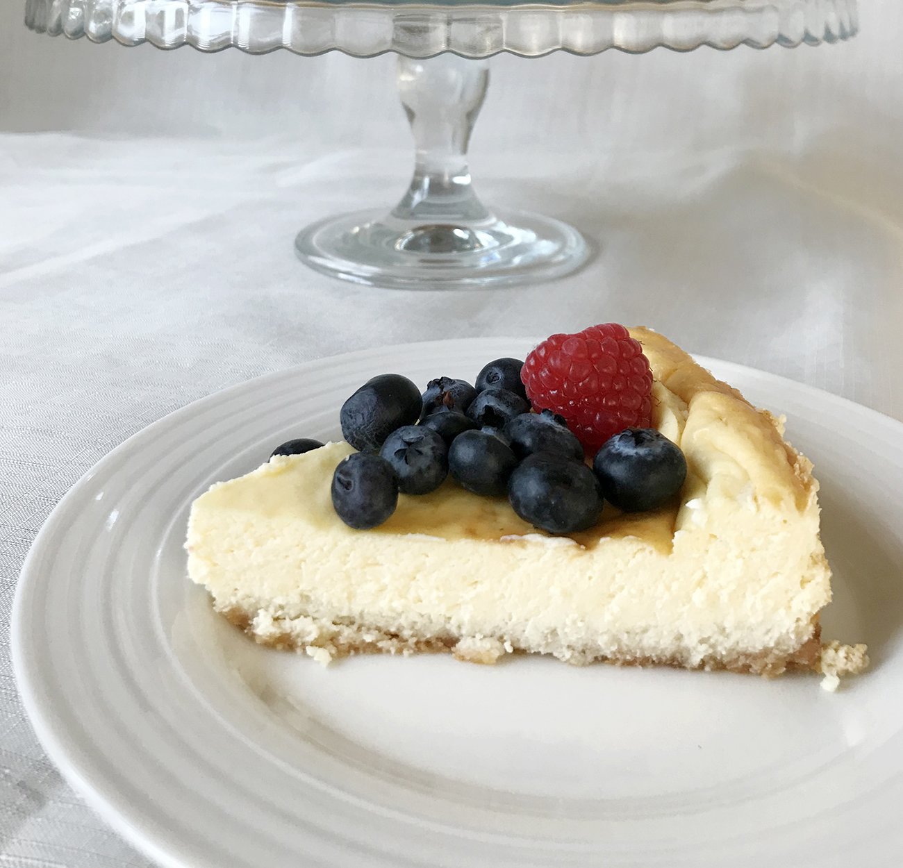 easy low carb cheesecake slice