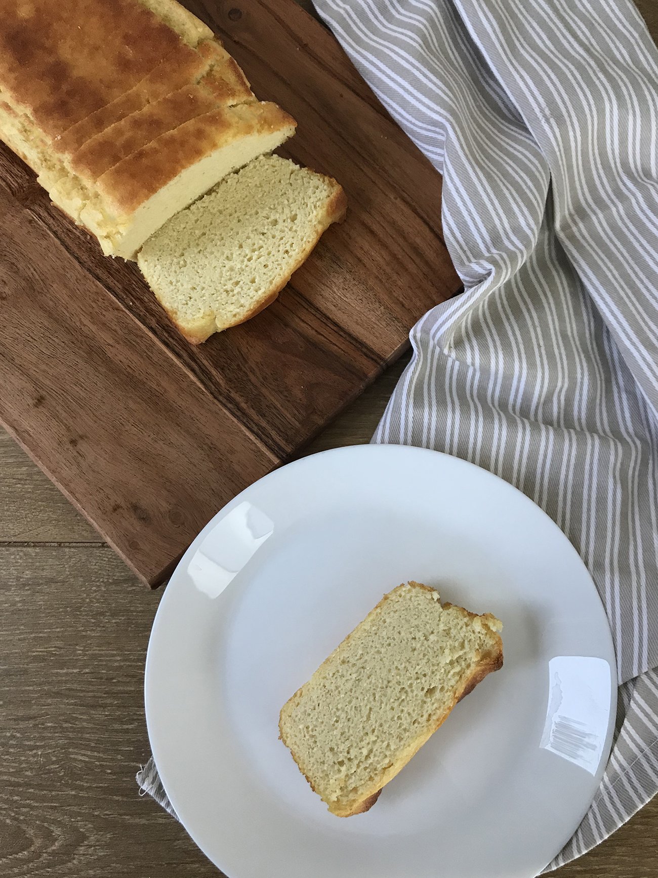 keto Cream Cheese Bread