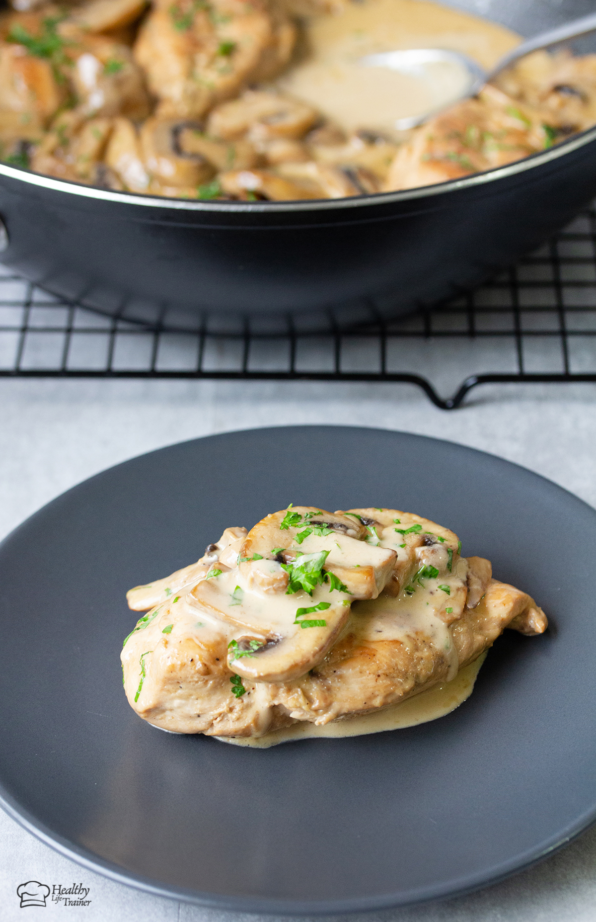 One Pan Creamy Mushroom Chicken Breasts