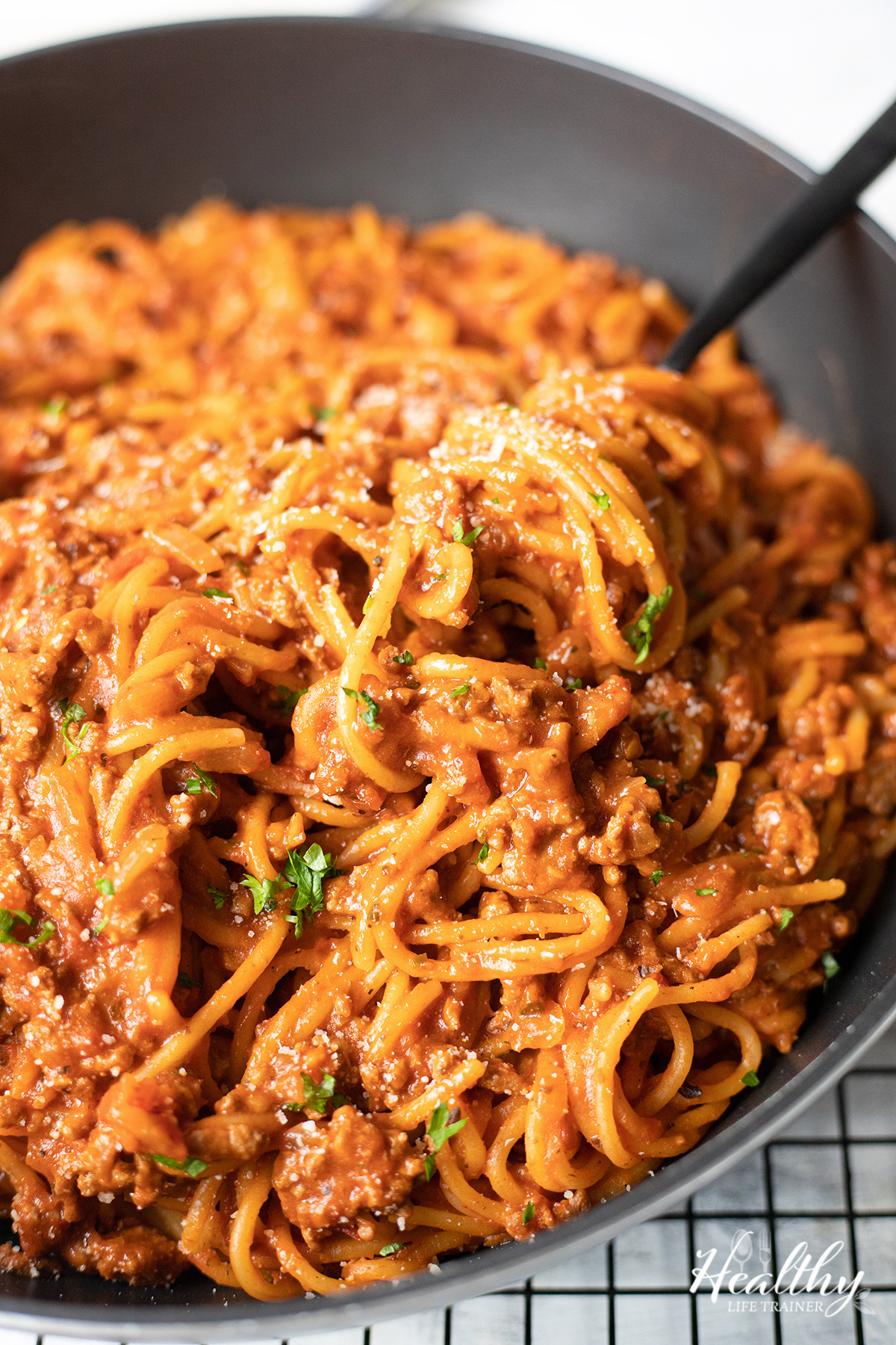 healthy One-Pot Spaghetti Bolognese in a pot