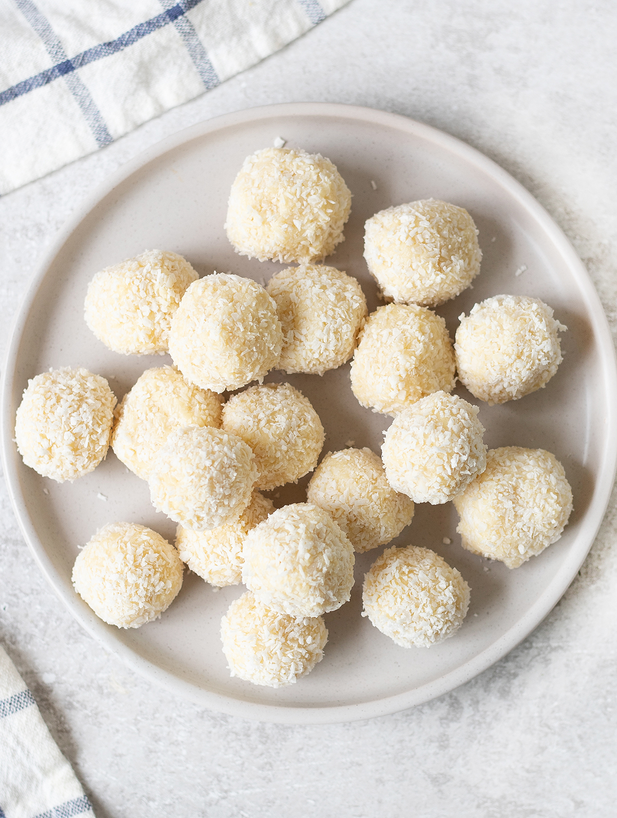 White Chocolate Coconut Truffles