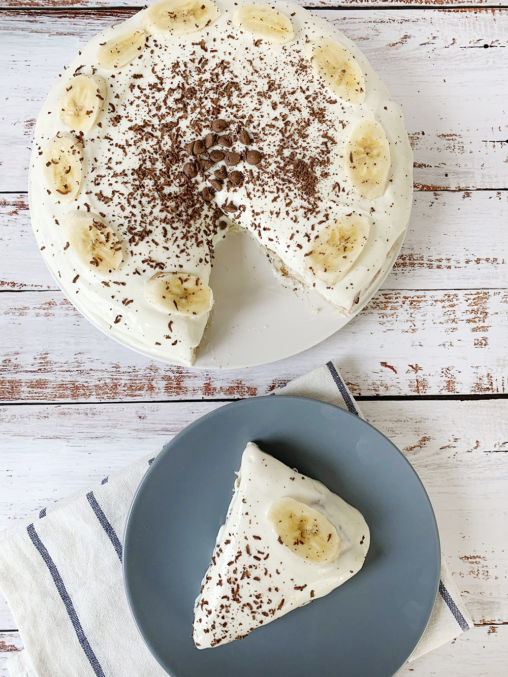 Keto Banana Cake With Cream Cheese Frosting