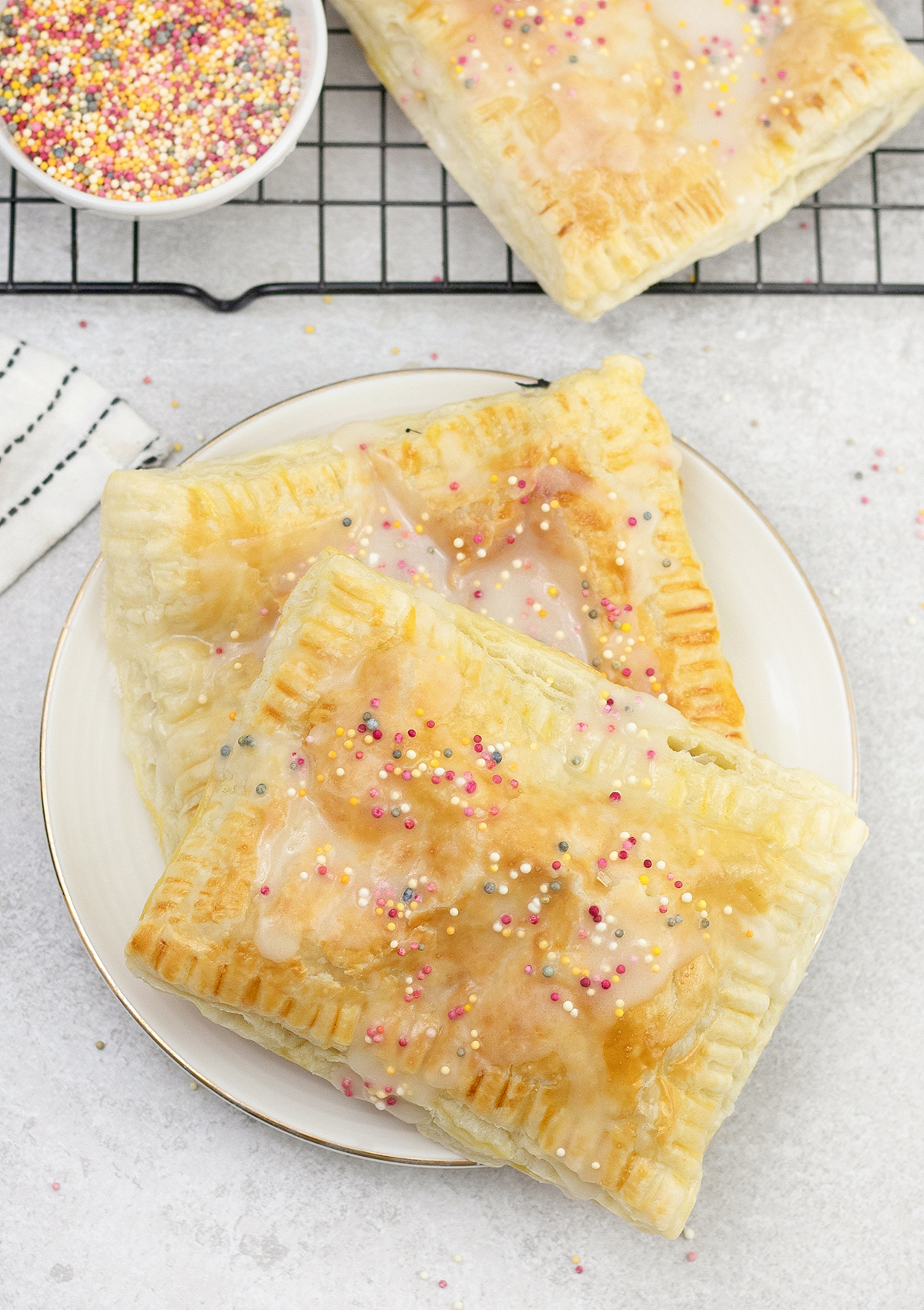 Homemade Strawberry Pop Tarts