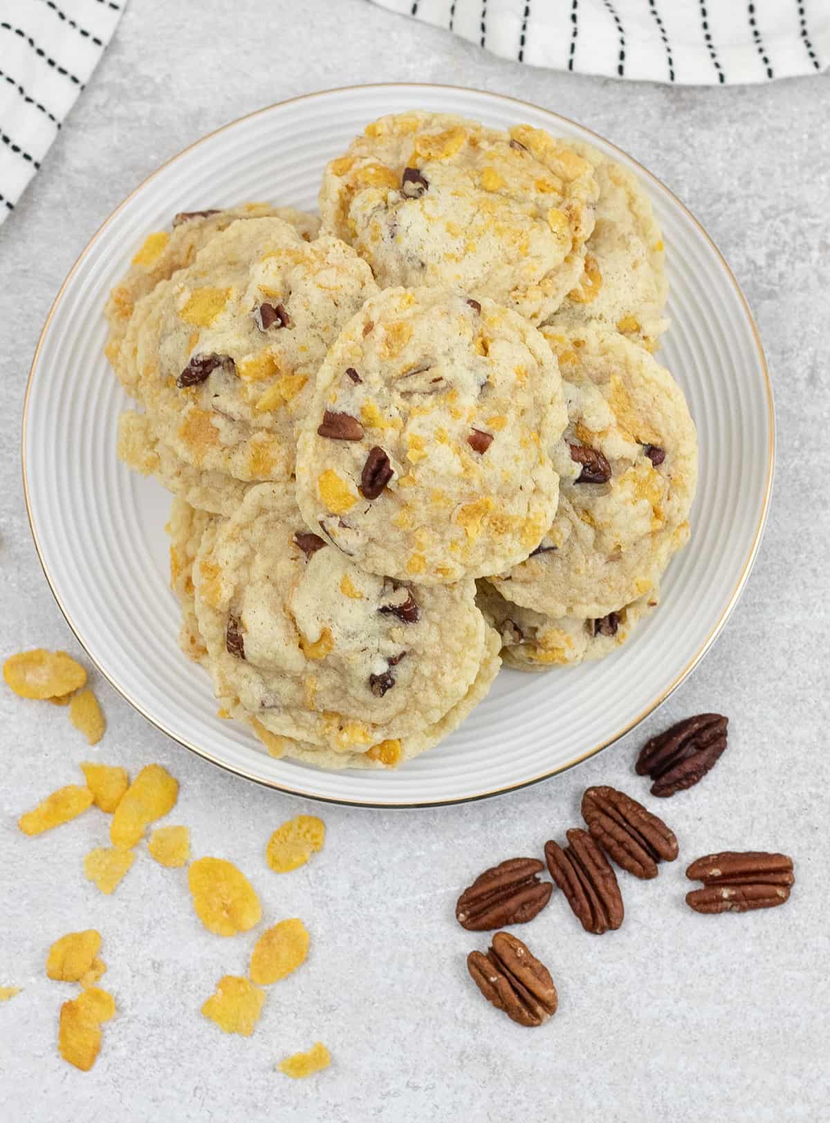 a plate full of Butter Crunch Cookies.