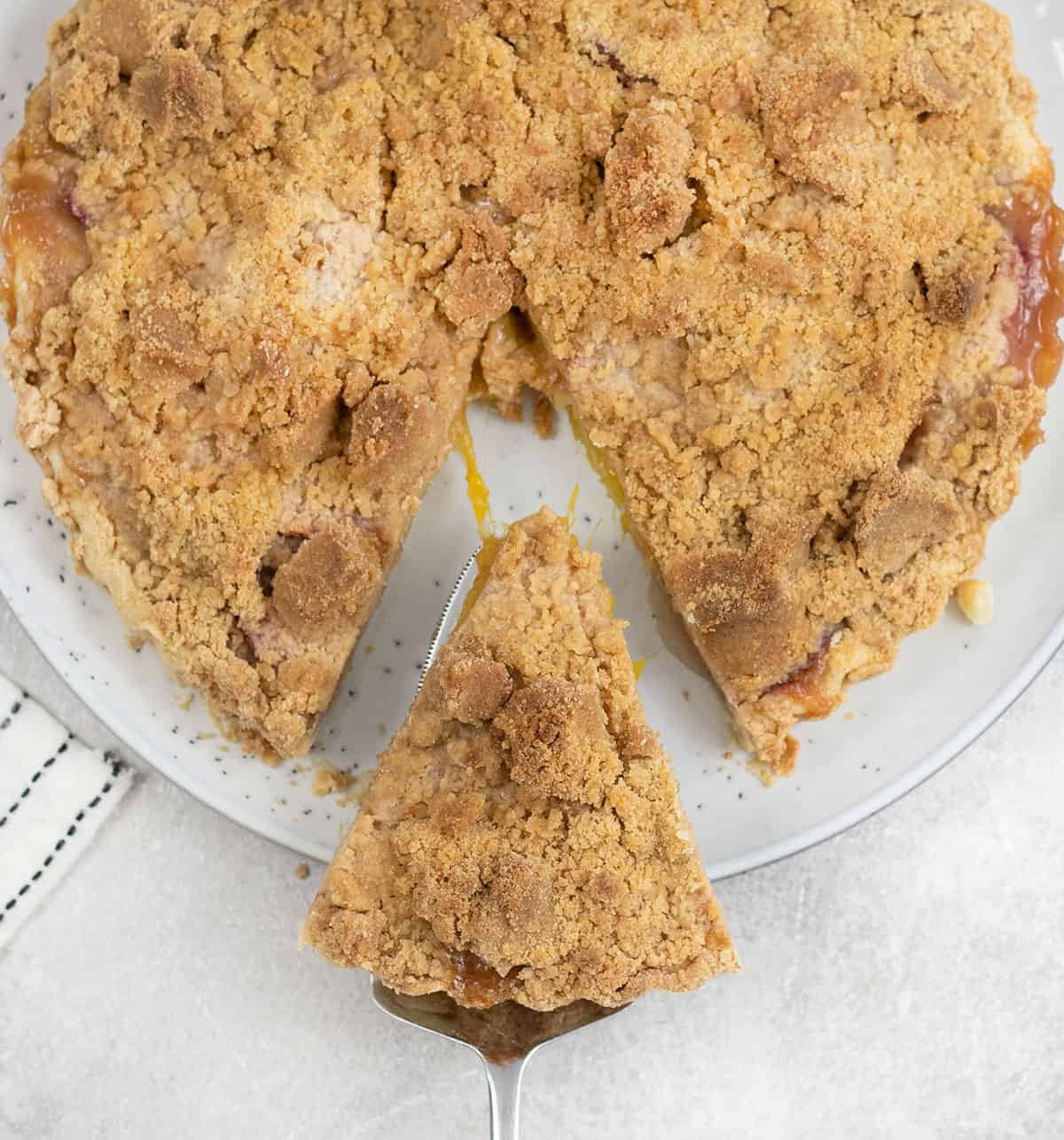 Cut the peach mango pie.