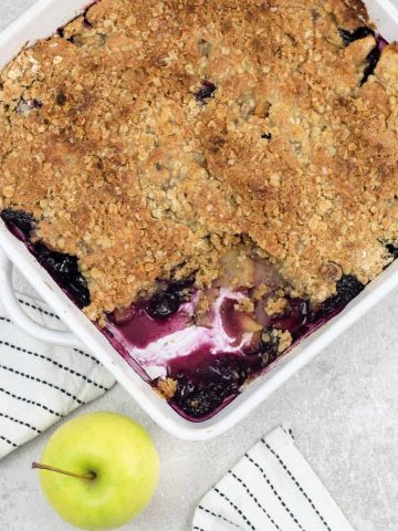 Apple and Blueberry Crumble