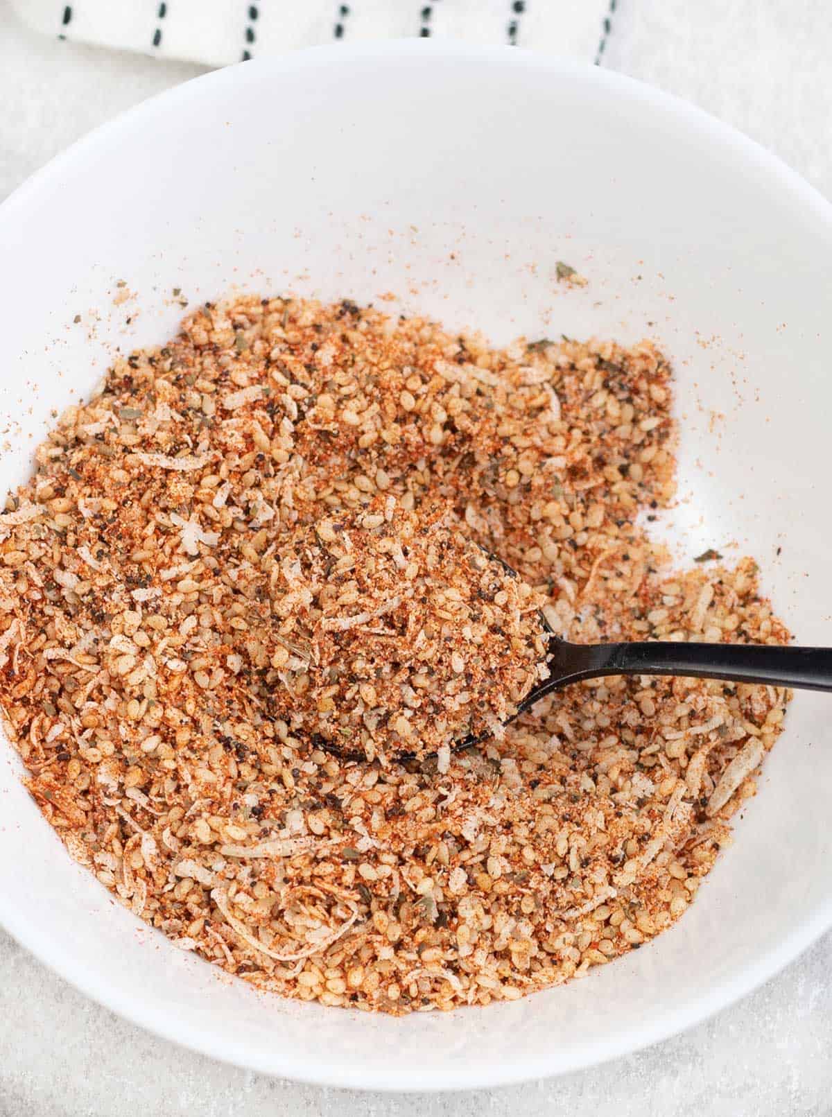 a spoonful of Salad Seasoning Mix.