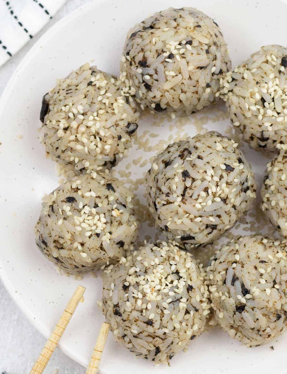 Korean Seaweed Rice Balls