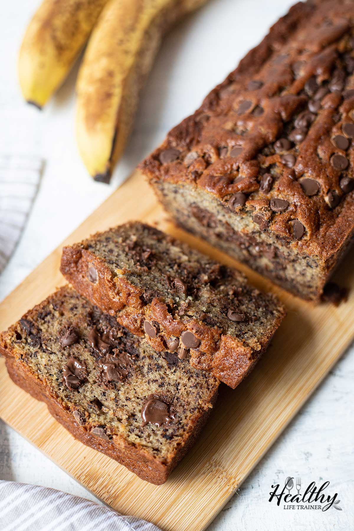 Chocolate chips banana bread slices.