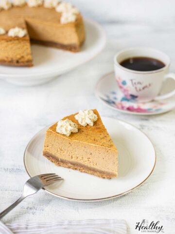 Philadelphia pumpkin cheesecake slice in a plate.