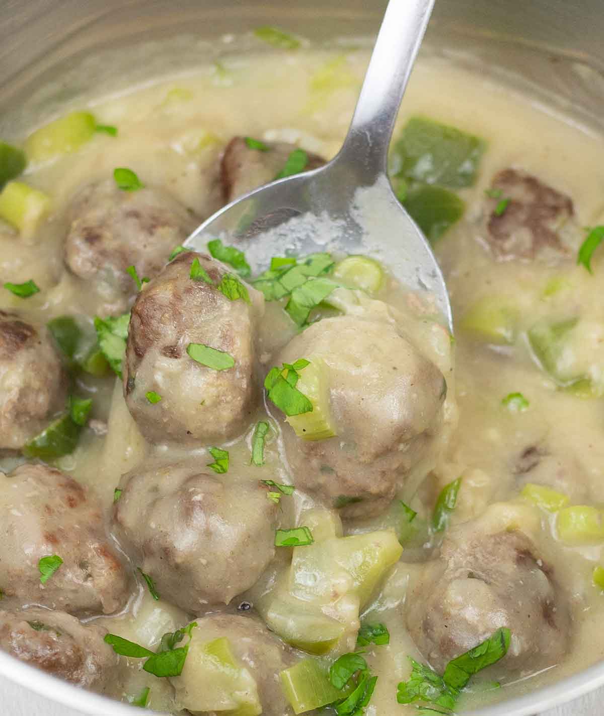 Close shot to cajun meatball stew.