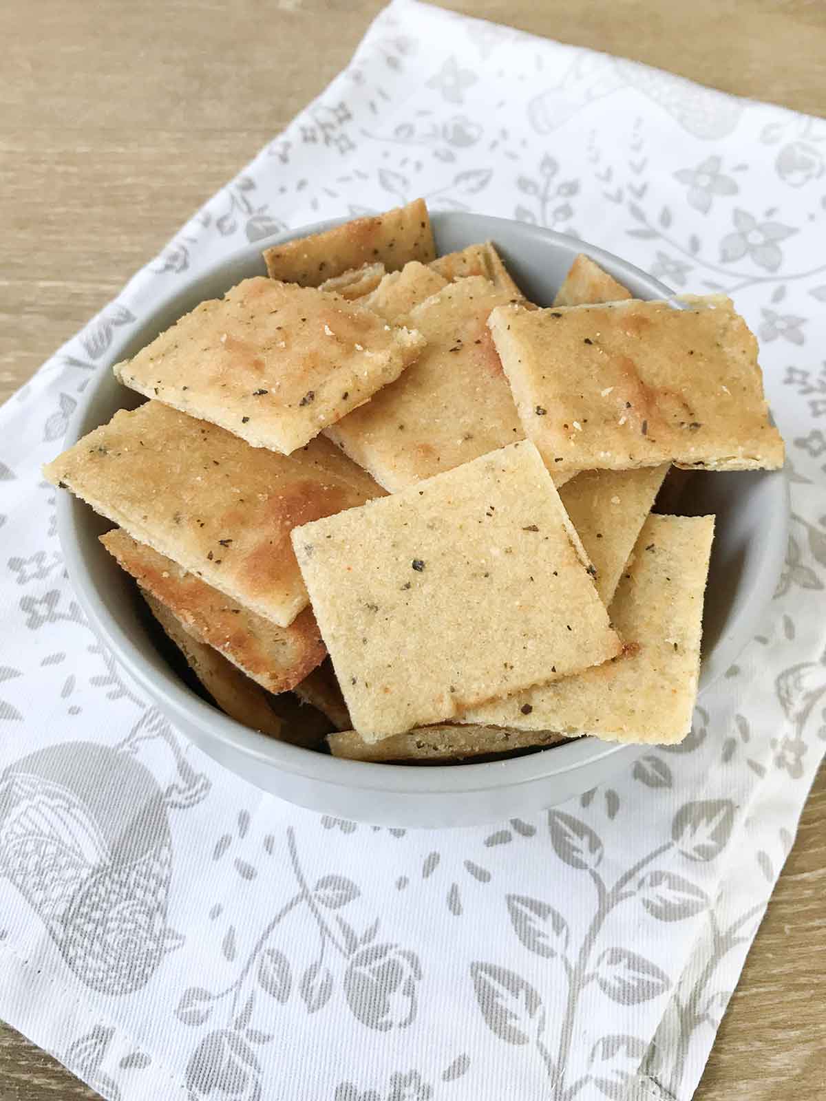 Gluten free, keto cheese crackers in a bowl.