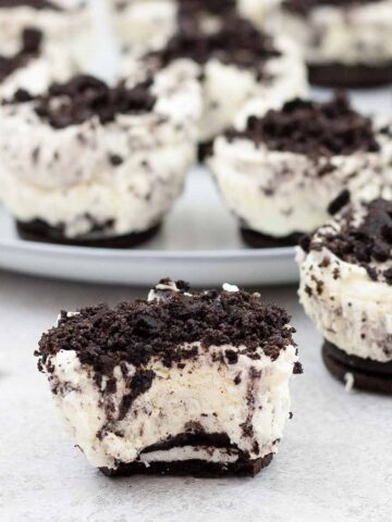 Oreo cheesecake bites.