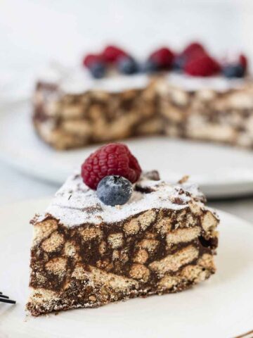 Lazy Cake (no bake chocolate biscuit cake).
